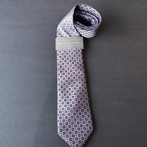 4/$50⭐️Purple Patterned Men's Tie